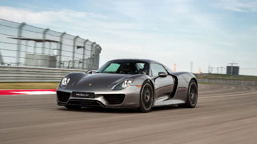Photo of Porsche 918 Spyder with unrivaled 4k quality