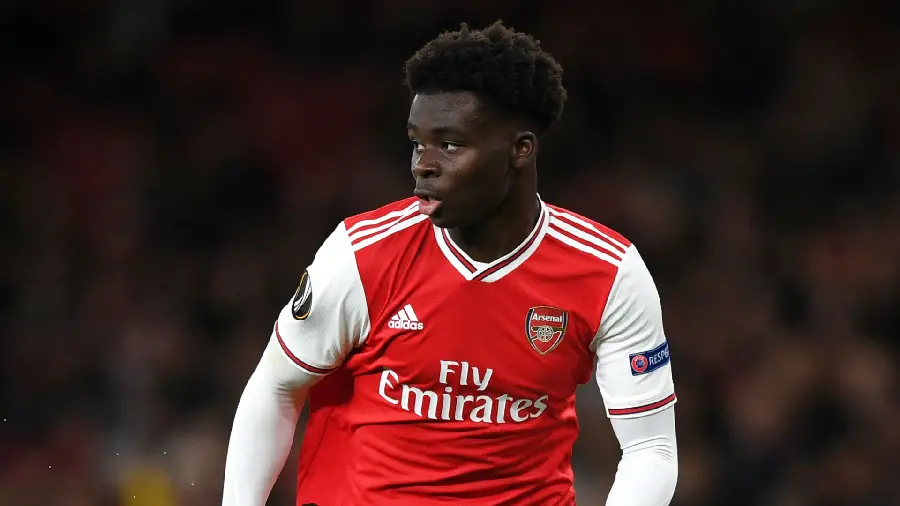 Bukayo Saka background for laptop wallpaper