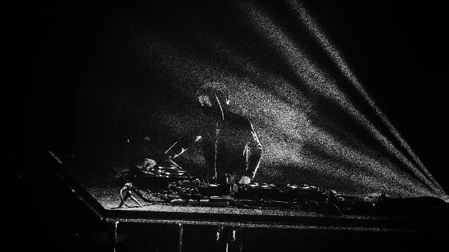 Black and white DJ photo for Windows 11 wallpaper