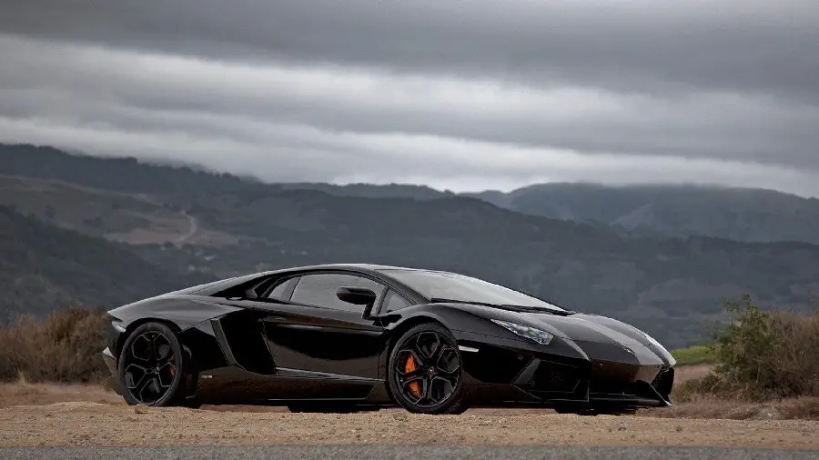 Download black Lamborghini Aventador photo in Full HD quality