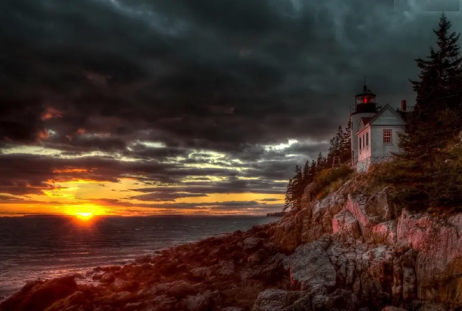Stunning photo of Acadia National Park at sunset