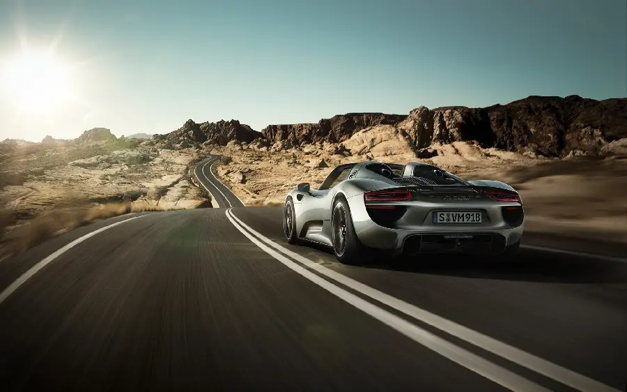 Amazing Porsche 918 Spyder 2022 Car Wallpaper for PC