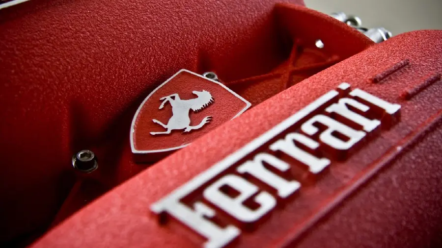 Free download of the latest Ferrari logo photo in red for your profile
