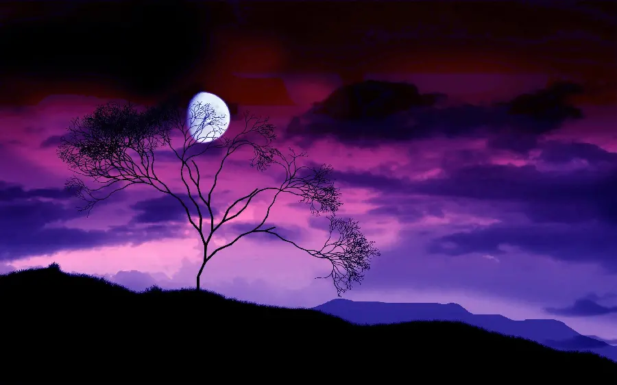 A very beautiful and special photo of the purple sky and the beautiful moon