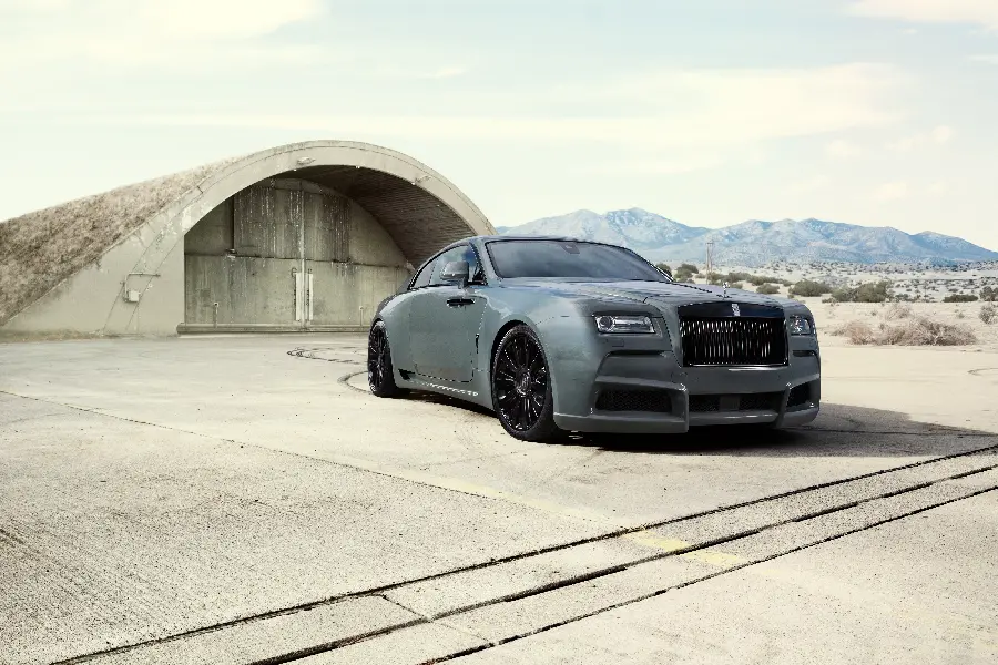 Download beautiful wallpaper of the lovely Rolls Royce car in 4K quality
