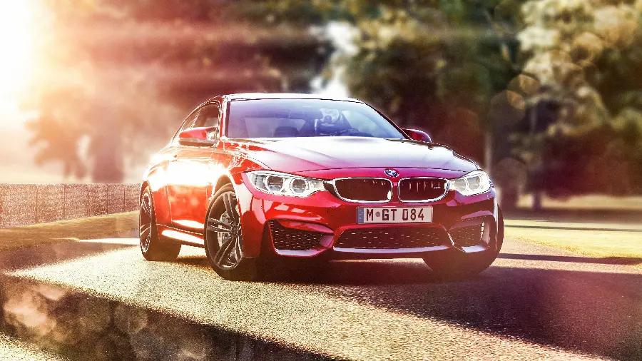 Download HD quality photo of the new BMW car model in red