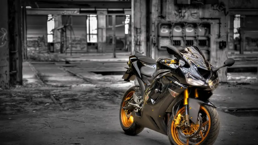 Motorcycle profile photo with beautiful color and luxurious design