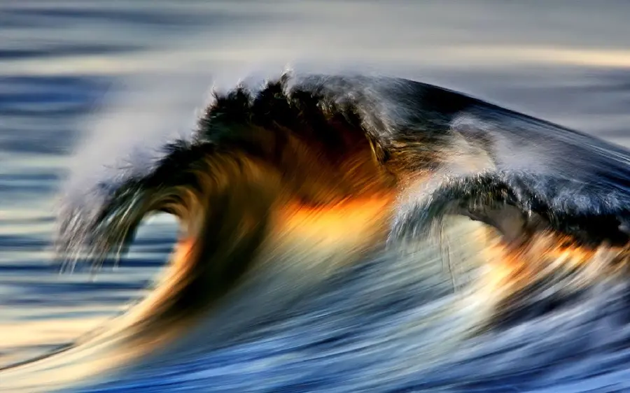 Spectacular and spectacular image of sea waves painting