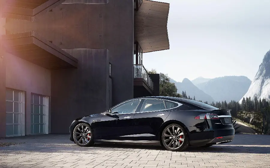 Beautiful image of a beautiful black Tesla