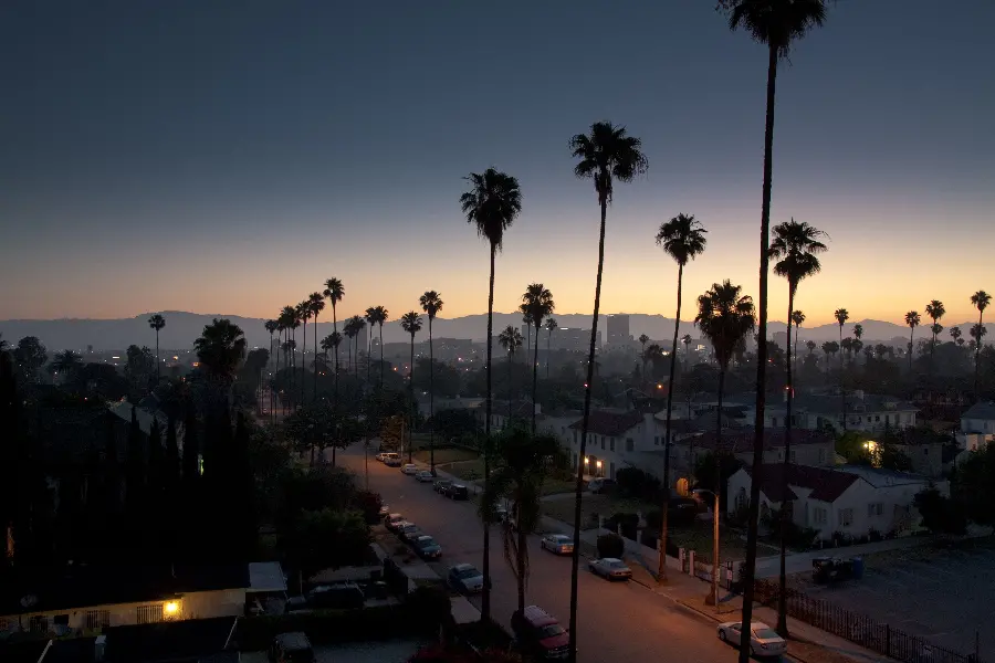 Background photo of Los Angeles in the United States for a boy's profile