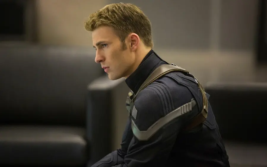 Attractive and spectacular photo of Captain America and Chris Evans for a boy's profile