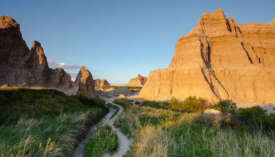 Photo of Badlands Park in South Dakota