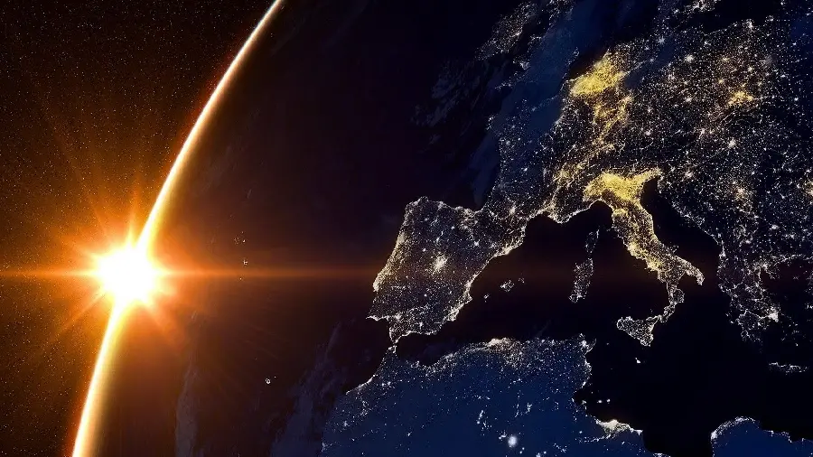 Download the magical photo of the Earth with a strong sun in HD quality