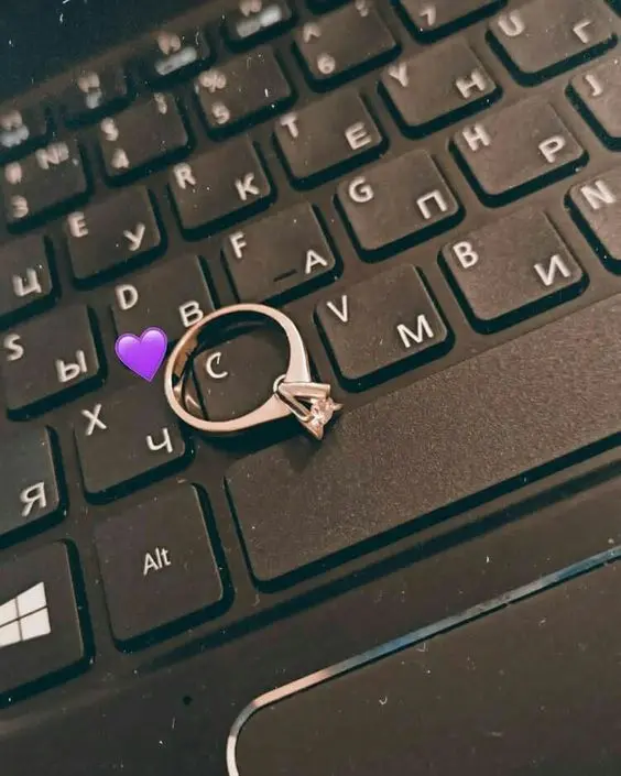 The most attractive romantic profile picture with the English letter c on the keyboard with special quality 