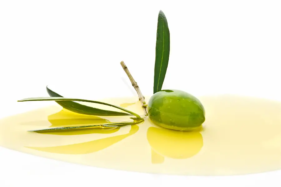 Edible olive oil image with captivating details for Telegram sales