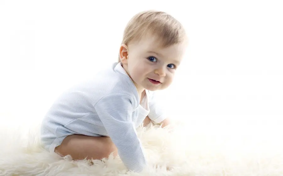 The most downloaded baby boy wallpaper with a white theme for the computer 