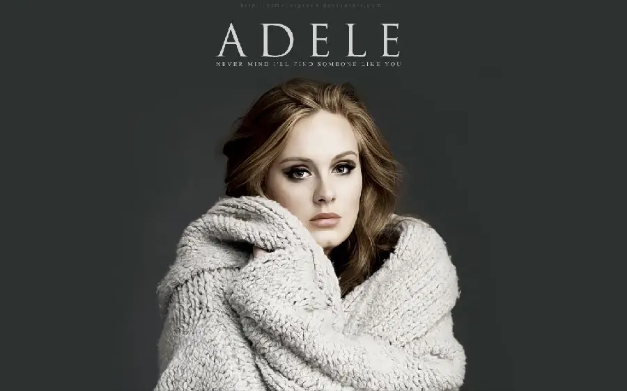 A special iPhone wallpaper of British singer Adele in a high-quality knitted dress