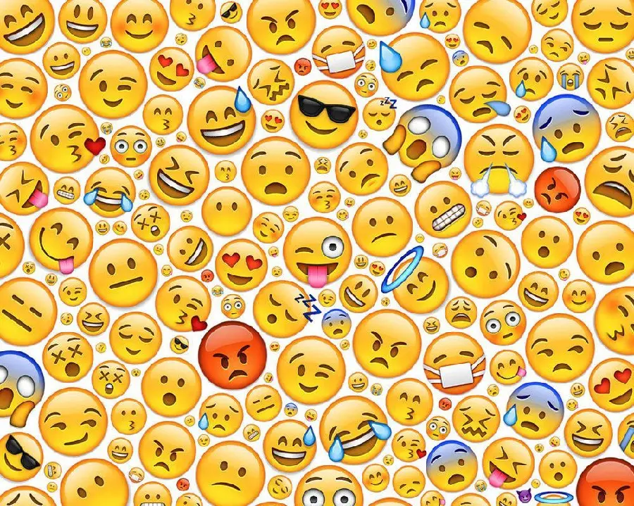 New Trending iPhone Emoji Backgrounds 2022