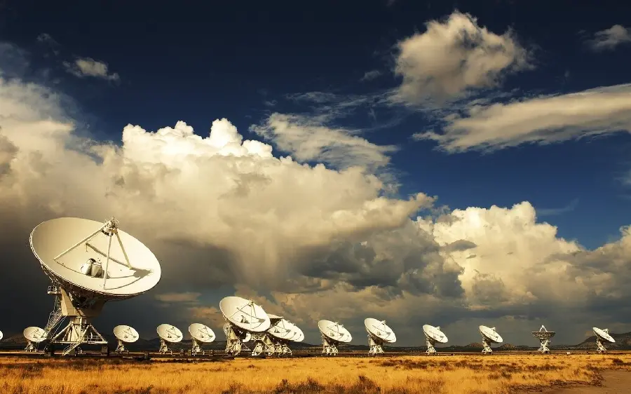 A magnificent view of giant satellite dishes 2022