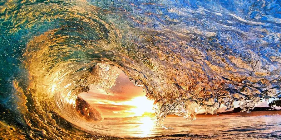 Beautiful view of surfing wallpaper