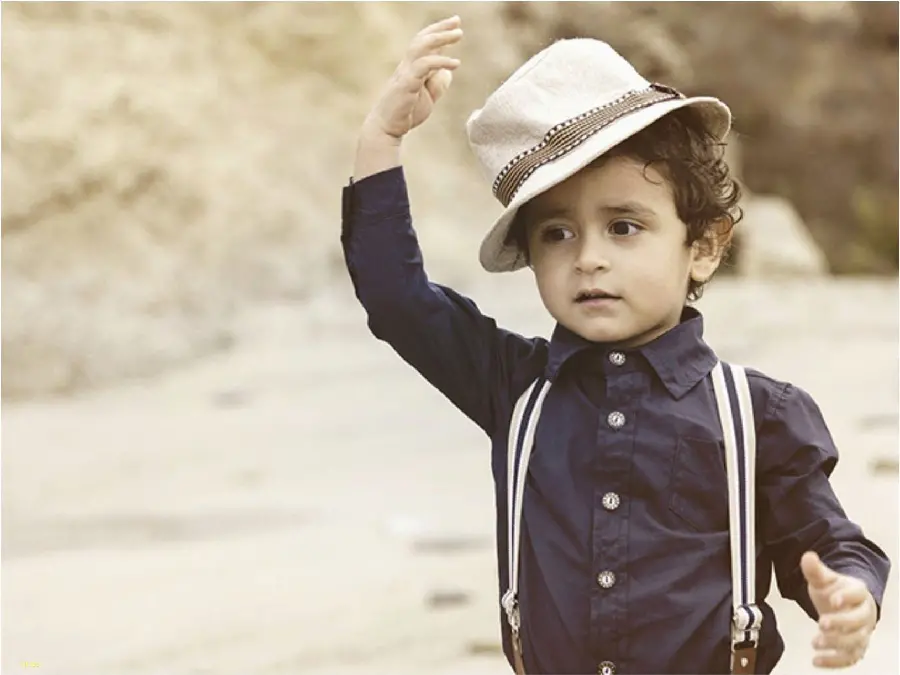 Cool baby boy wallpaper with Shapur hat in HD quality 