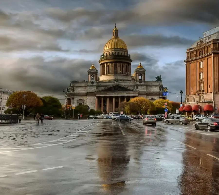 Special wallpaper image of the famous symbol of St. Petersburg with cloudy weather in HD quality