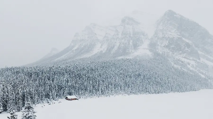 Windows 12 background with a spectacular view of the snowy mountains