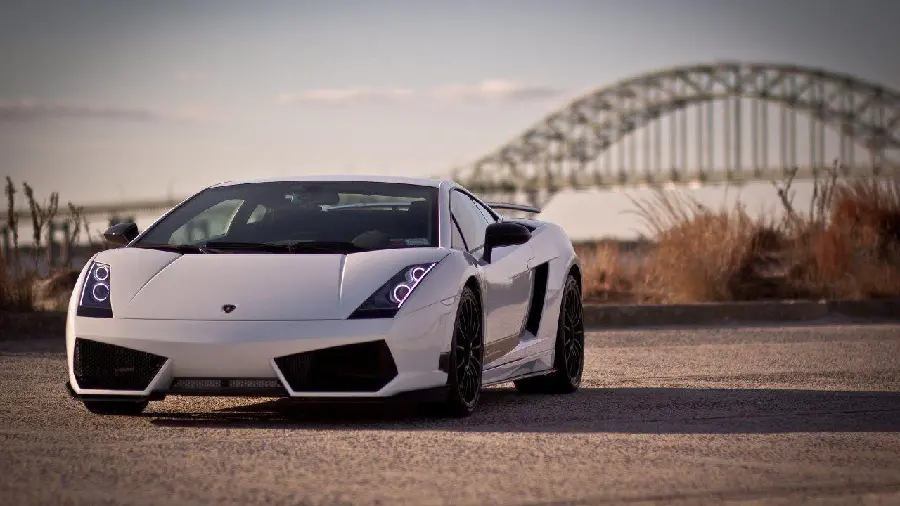 The most beautiful background of the Lamborghini Gallardo car made in Italy 