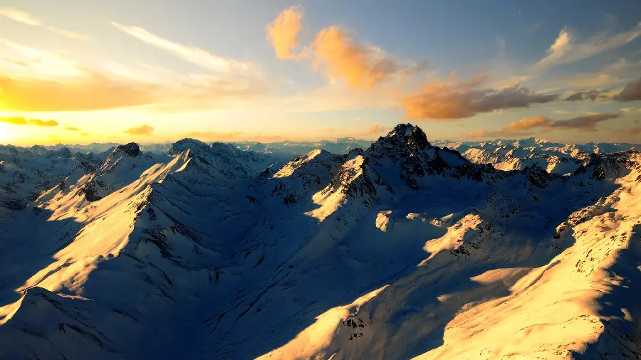 Beautiful and pristine sunrise view on snowy mountain 1401