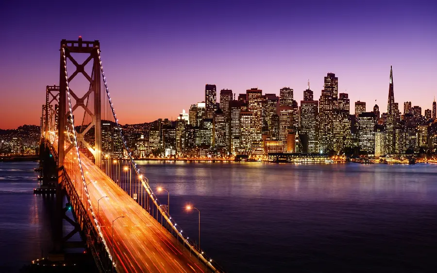 Download unique wallpaper and tourist attraction of a famous bridge and beautiful and new buildings around it