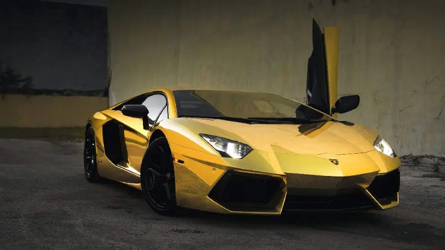 Free download of a background image with a Lamborghini car design in gold