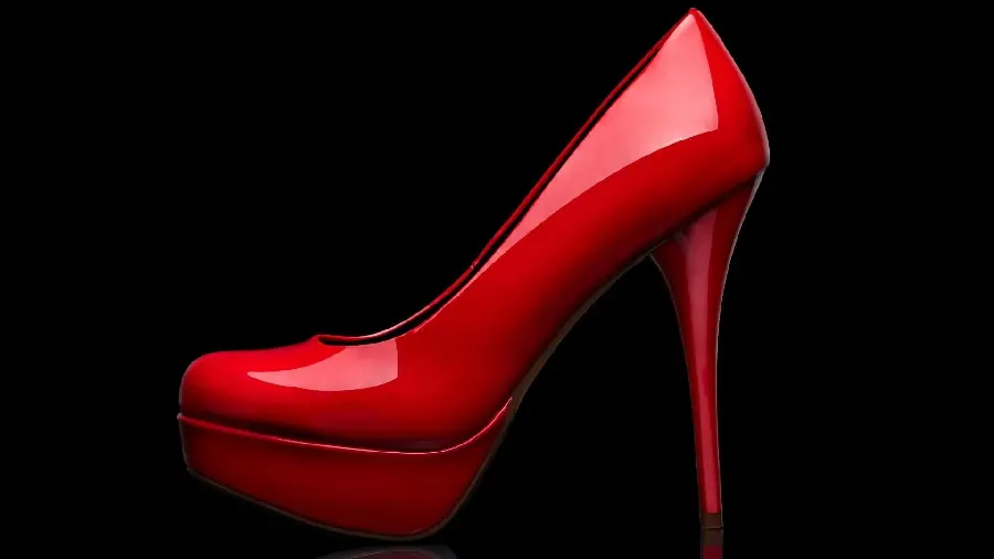 The most attractive stock photo of red high heels from the side 