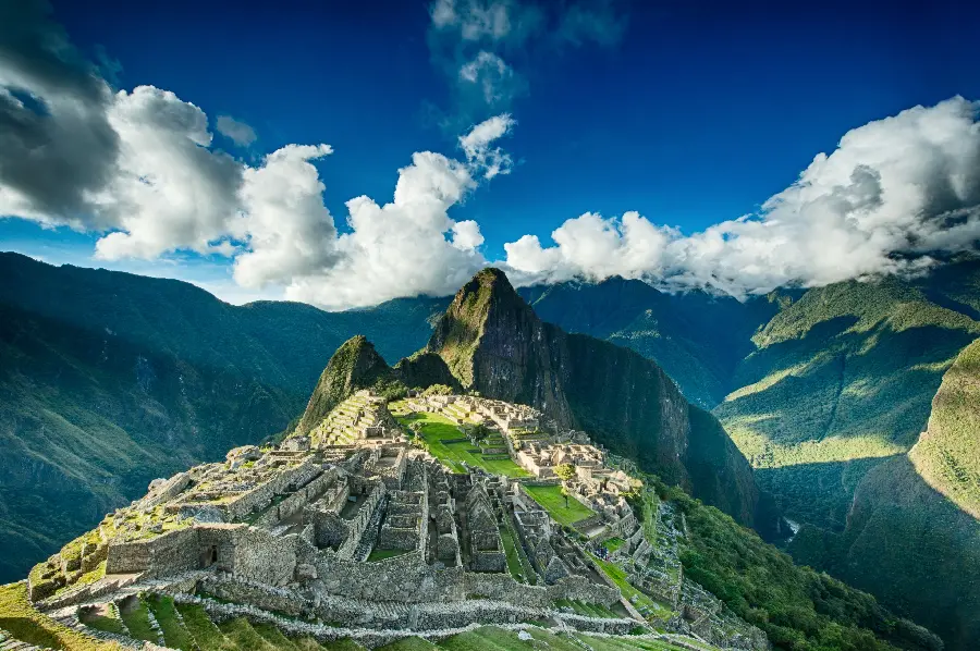 The most visited tourist attraction in Peru, Machu Picchu, in HD quality, suitable for tablets