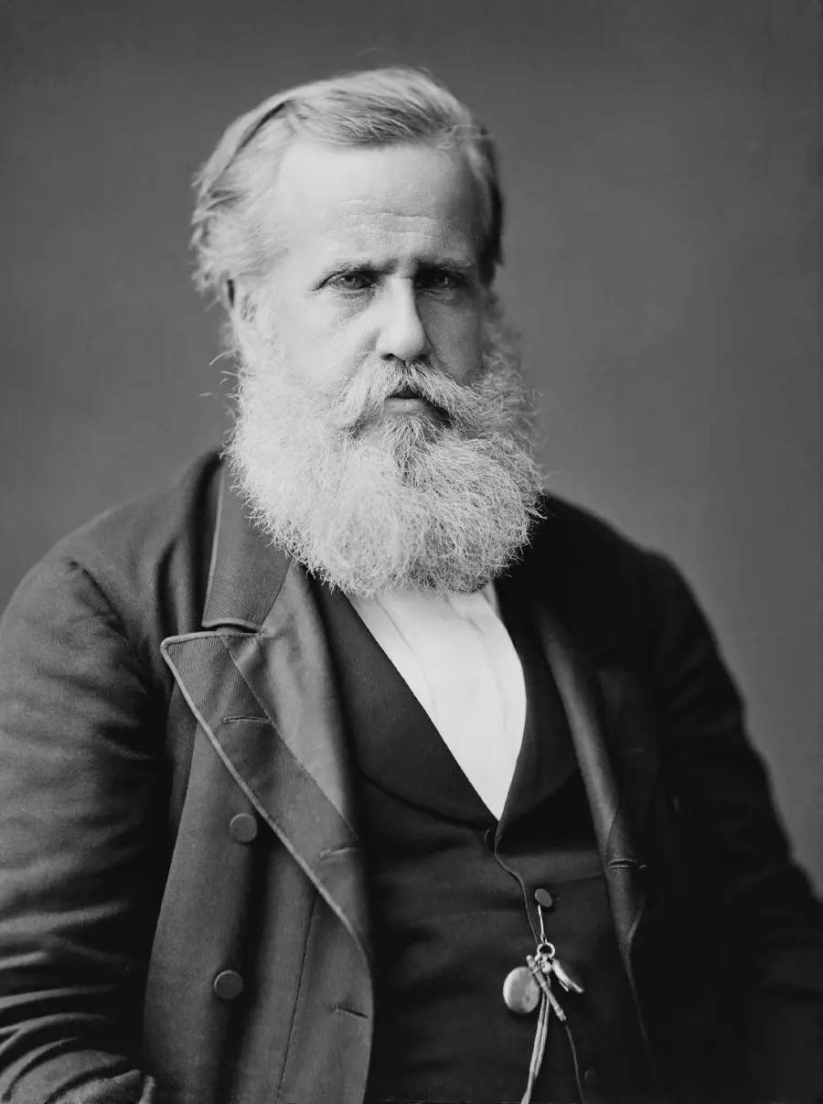 Download a cool picture of an old and interesting beard model