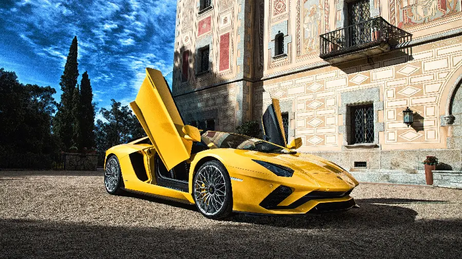 Amazing wallpaper with a cool yellow Lamborghini car design for laptops and computers 