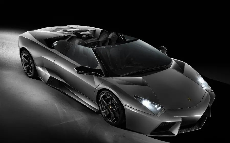 Download the beautiful left-side view of the Lamborghini Runton background in HD quality, special for WhatsApp