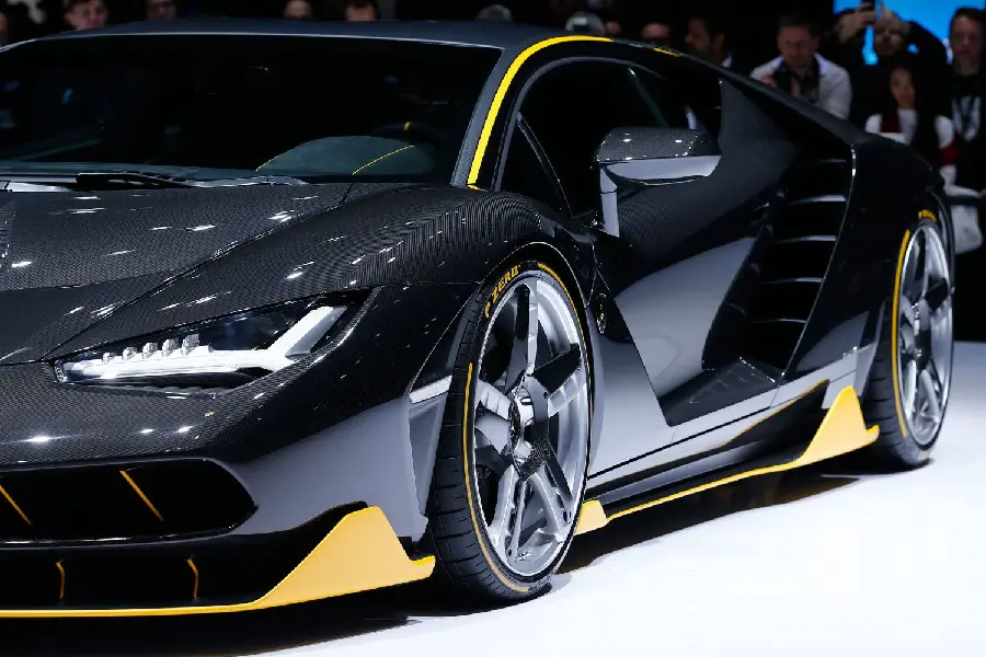 Luxury System Background Of Popular Stylish Lamborghini In 4K Quality