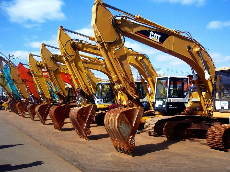Excavator and Heavy Machinery Profile Photo 2022