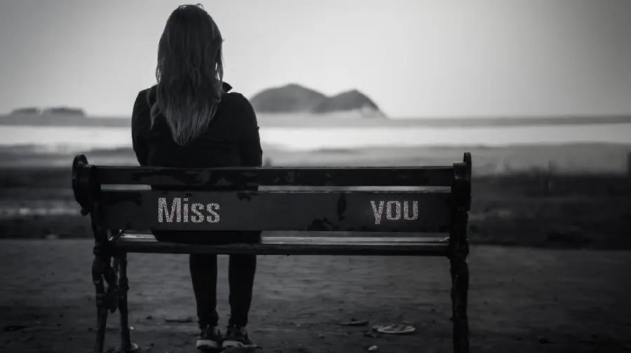 Black and White Sad Girl Wallpaper 8K