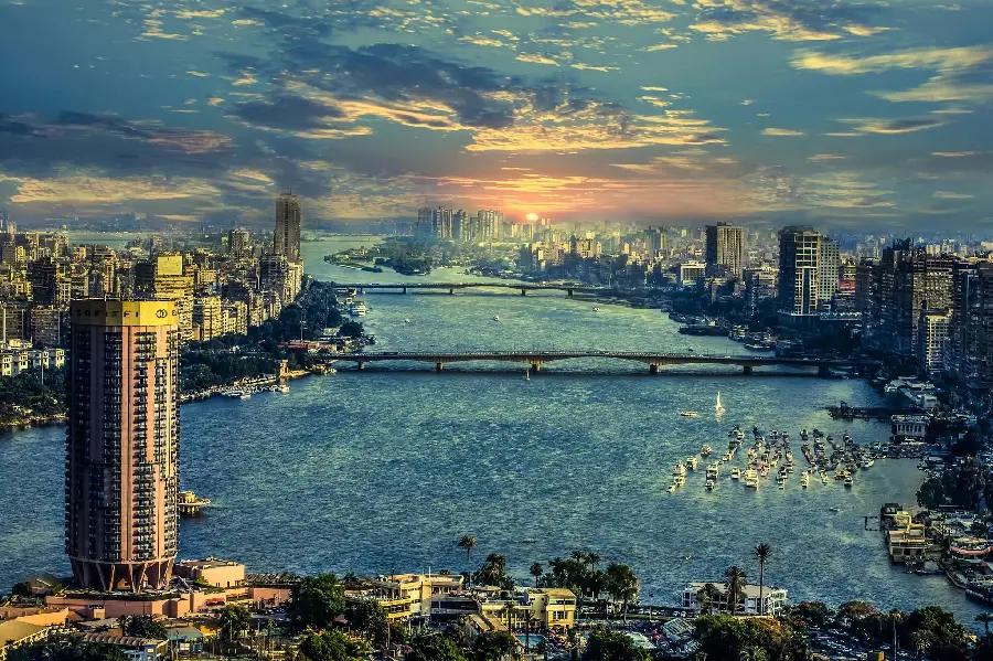 Amazing profile photo with a sunset design on the Nile River