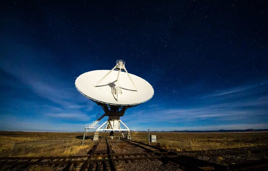 Full HD Satellite Dish Wallpaper for Laptop and Computer