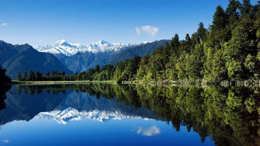 Download incredibly beautiful wallpaper of pristine nature in New Zealand