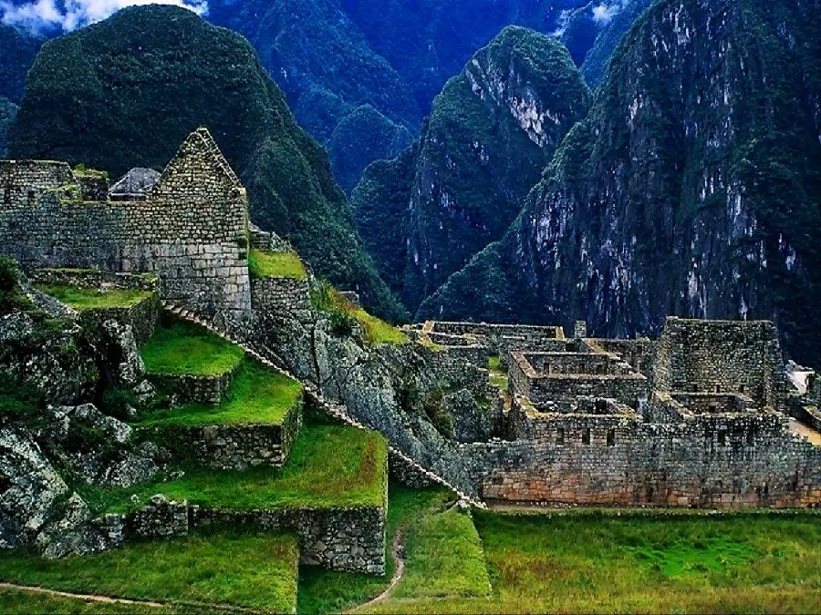 Spectacular profile photo of the palace and buildings built in Machu Picchu with HD quality suitable for Windows