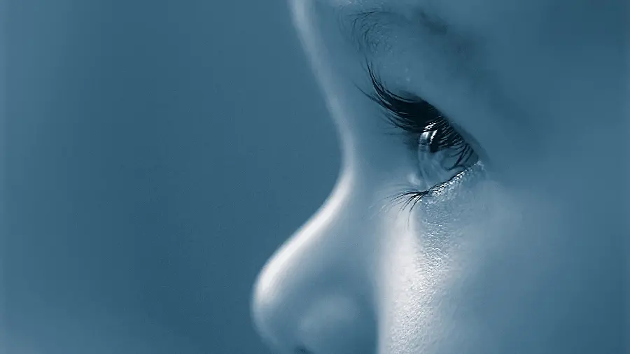 Cool wallpaper of a child crying for Windows 12 background
