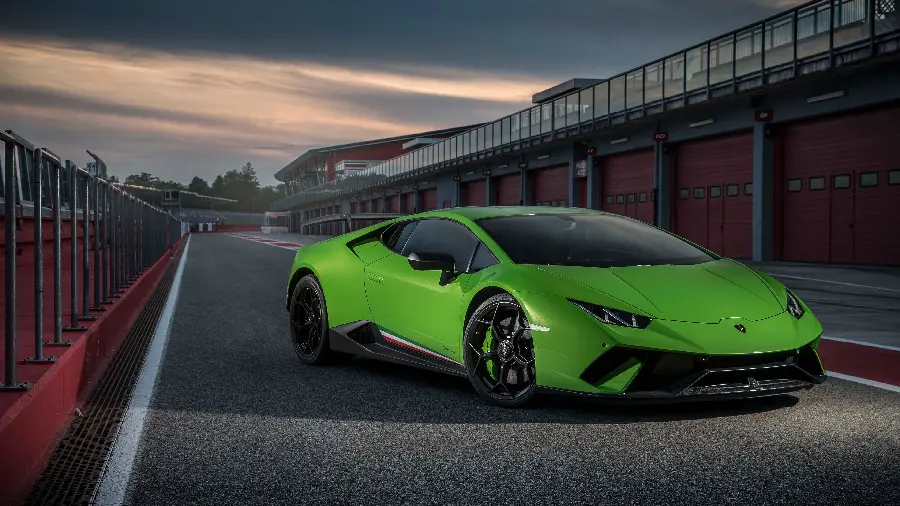New and Amazing Wallpaper of Cool Green Car 2022
