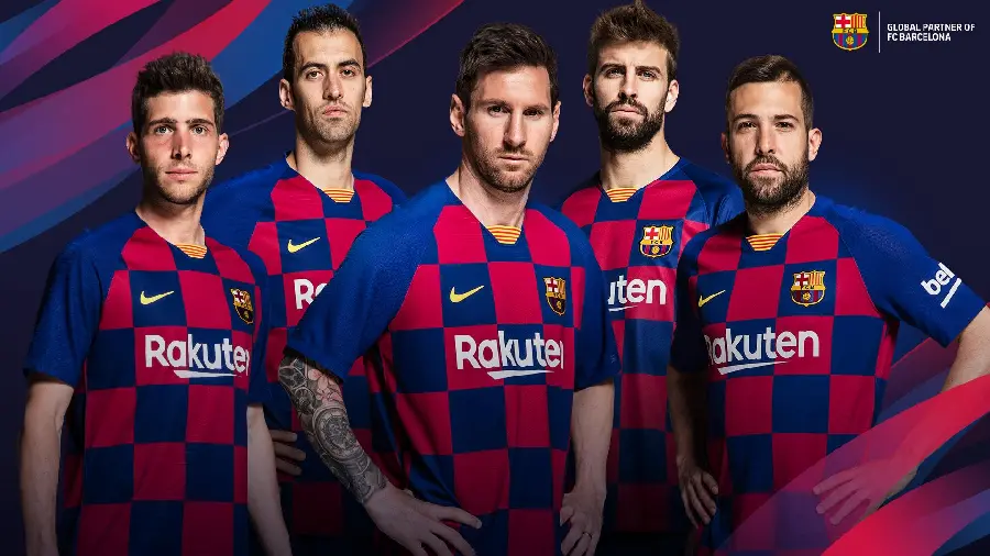 High quality picture of Barcelona club kids