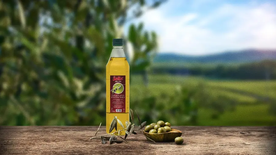 Most downloaded advertising photo of real and natural olive oil in HD quality