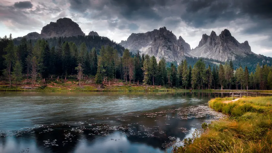 Windows background with a pleasant autumn lake nature design HD