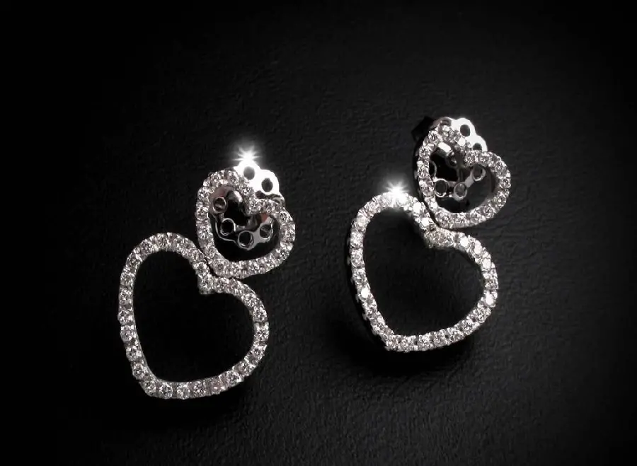 The Most Beautiful Earrings in the World with Sparkling Heart Design Full of Silver Gemstone