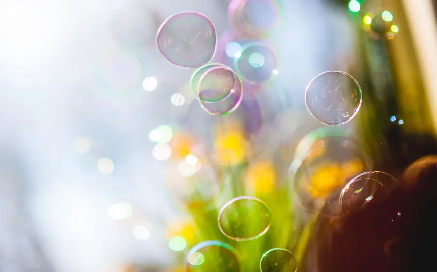 Free download of colorful wallpaper of beautiful bubbles 2022